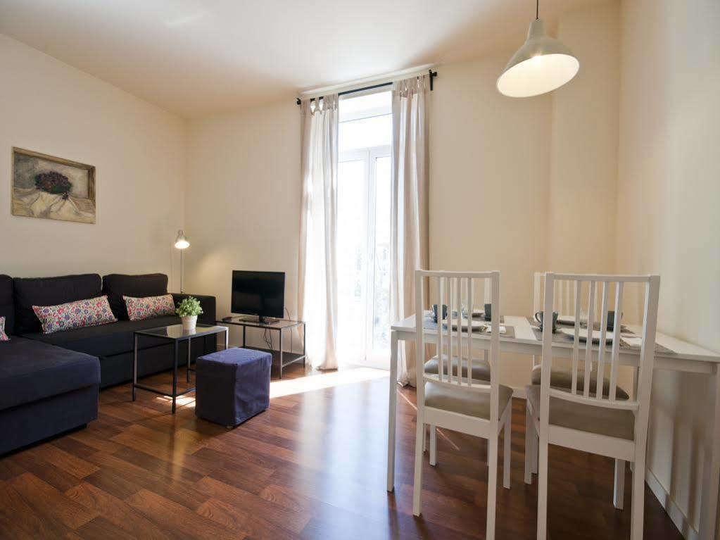 Apartamentos Murallas De Sevilla Ngoại thất bức ảnh